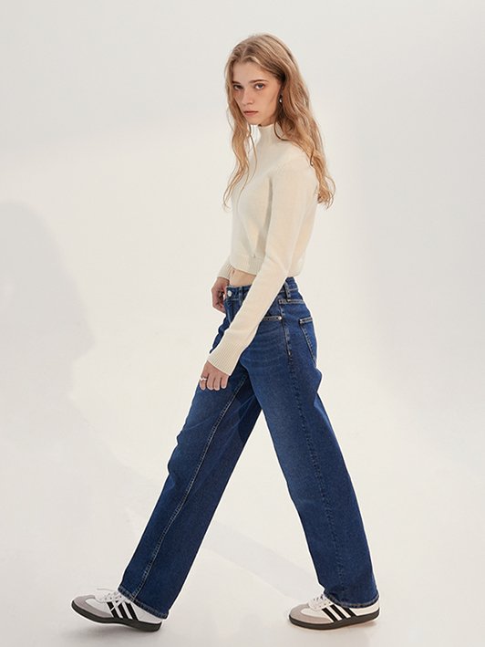 nu senses 100% cashmere turtleneck sweater for women, cream white, model full body front view